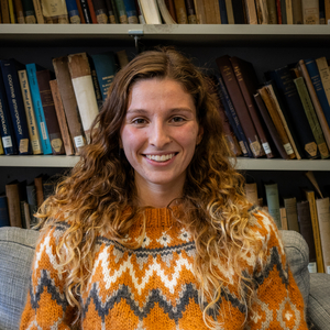 Isabella Senturia's Headshot