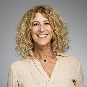 Leslie Rubin Headshot