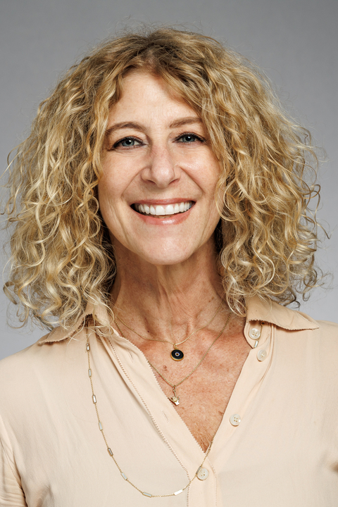 Leslie Rubin Headshot